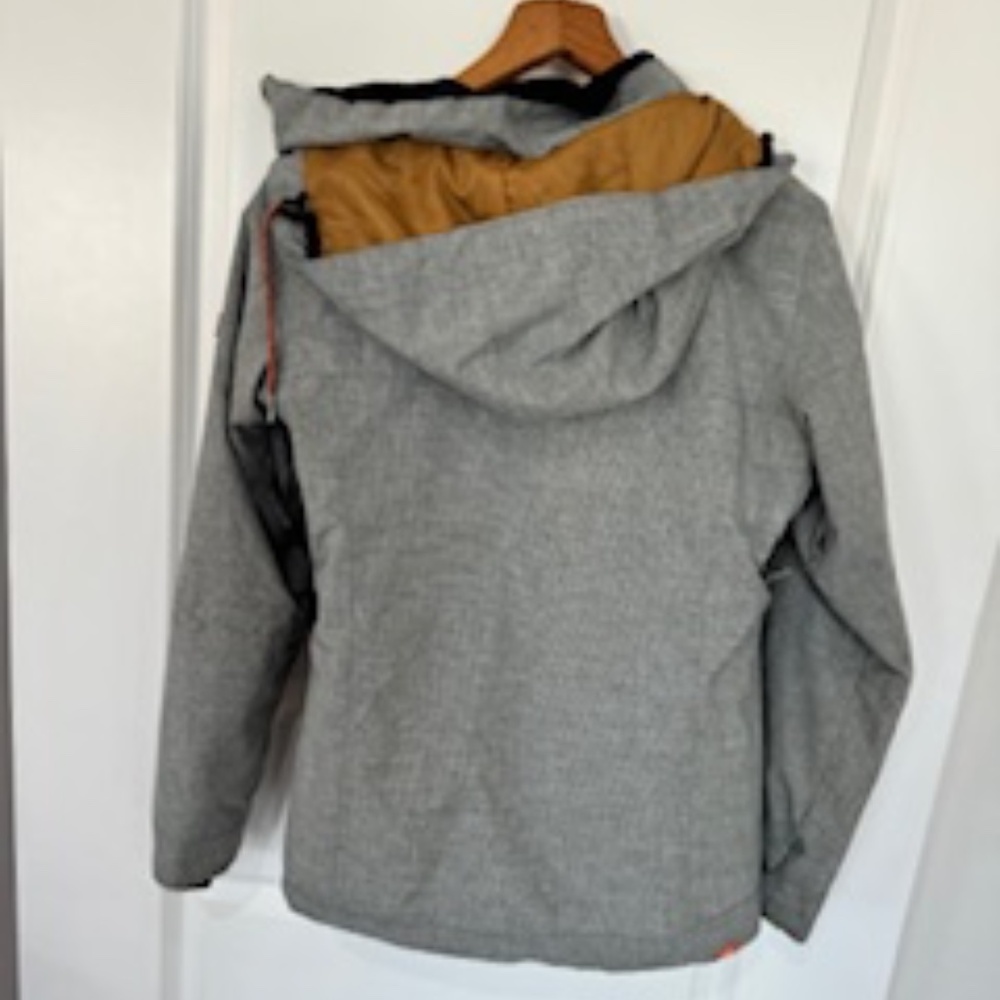 Grey Roxy Jacket - Picture 14 of 16